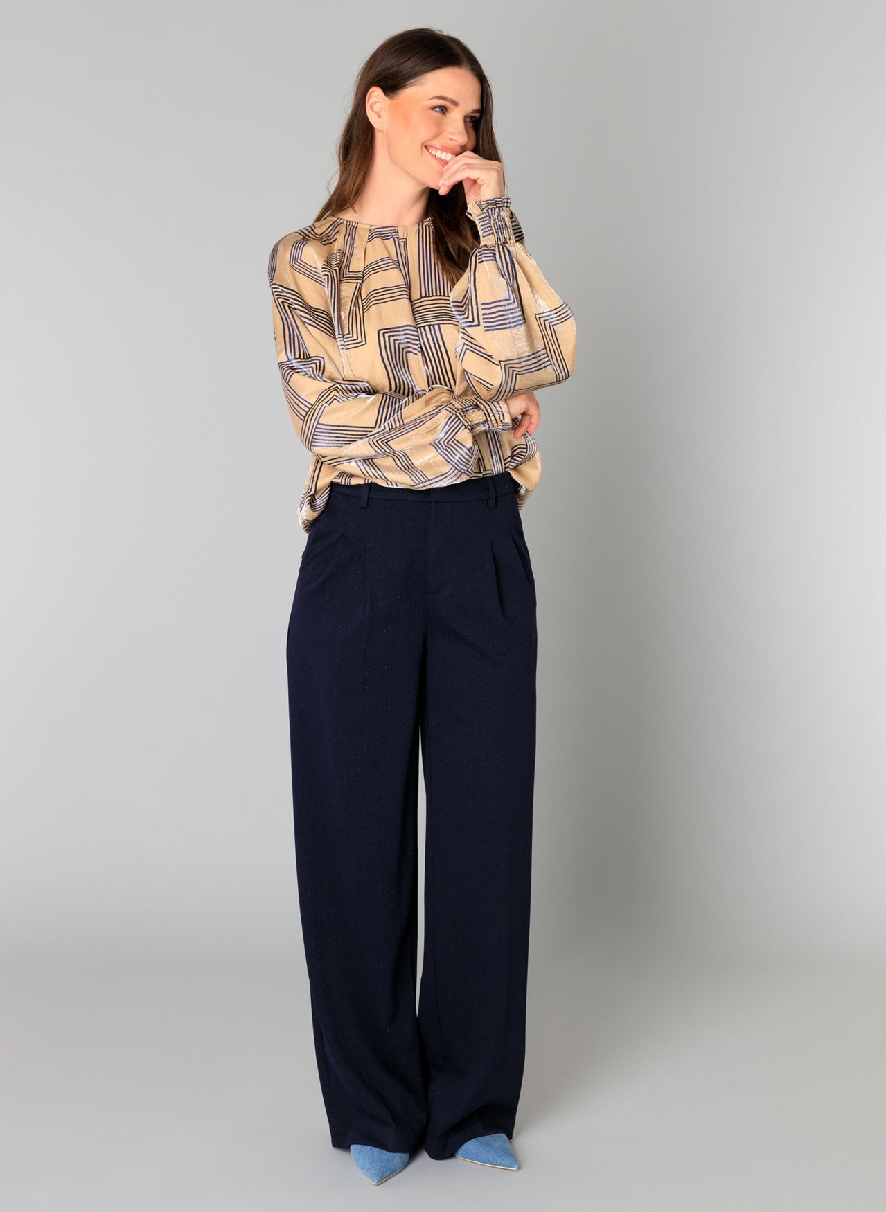Billie | Dark Sand/Dark Navy