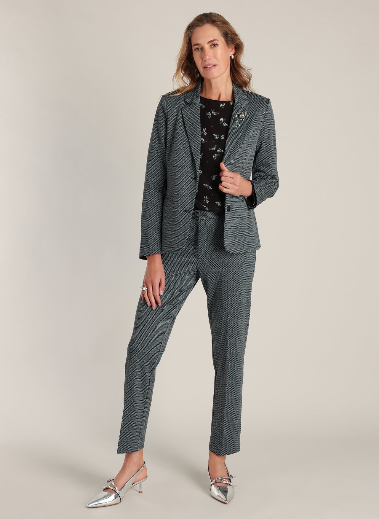 Dasha | Black/Off White