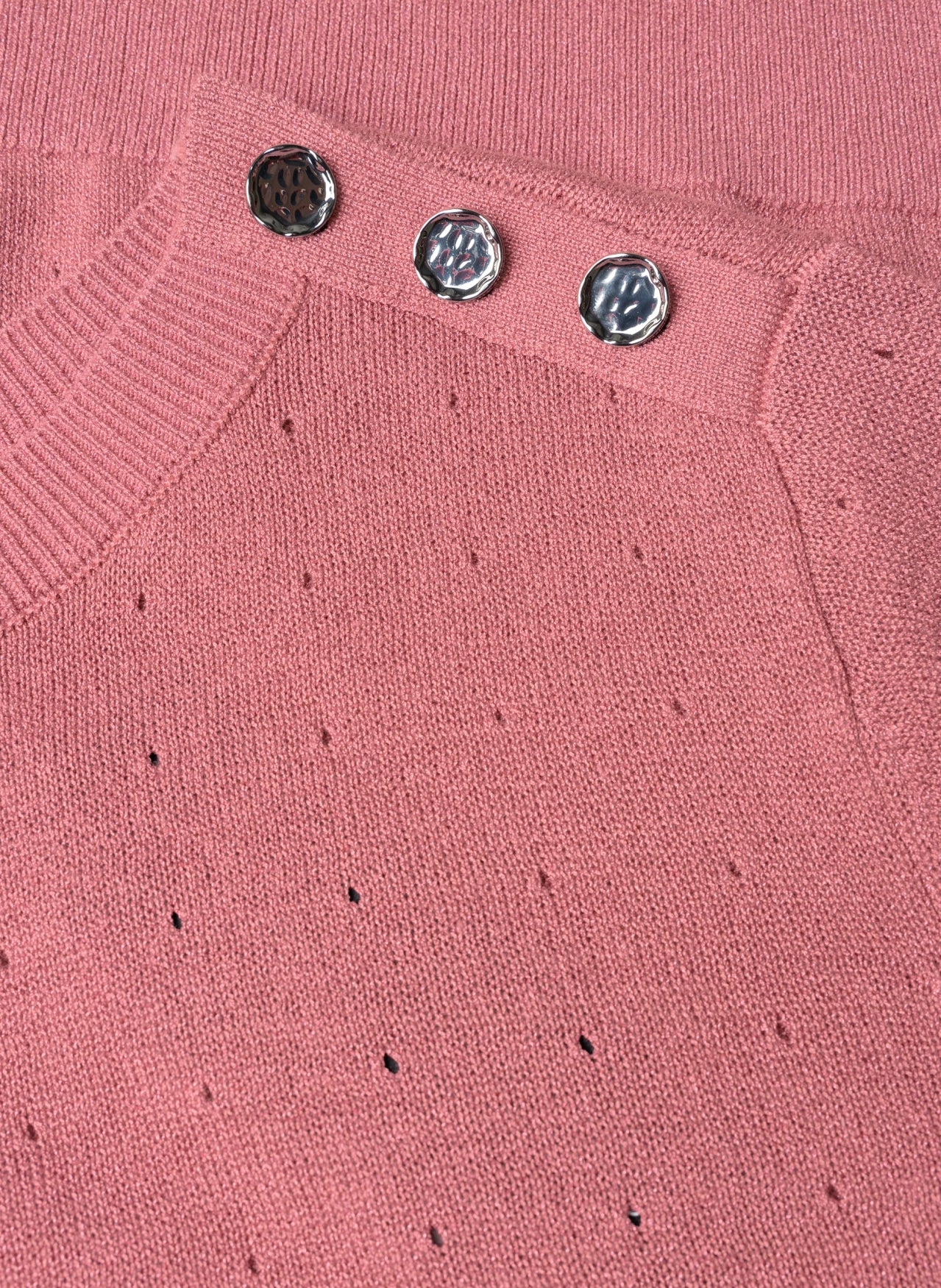 Benjamine | Dark Rose