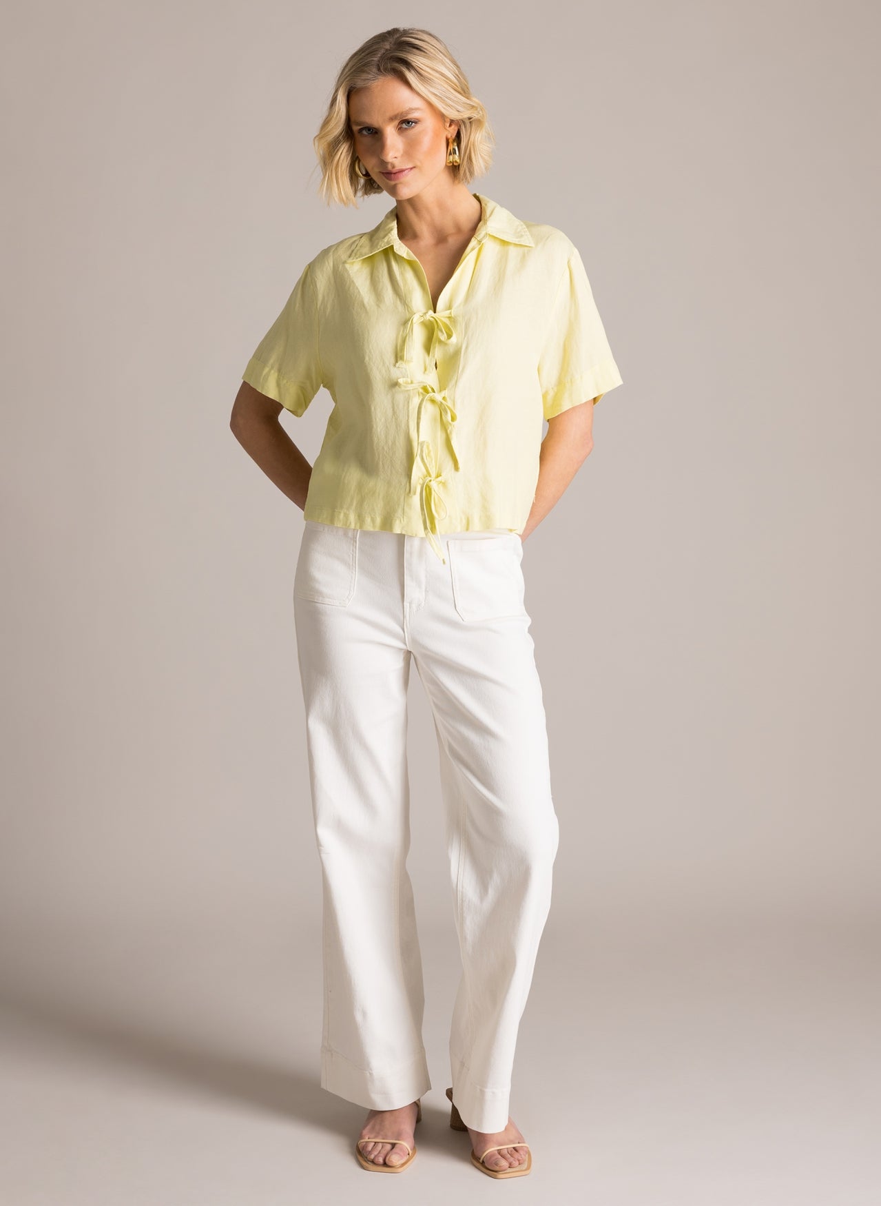 Izara | Antique White