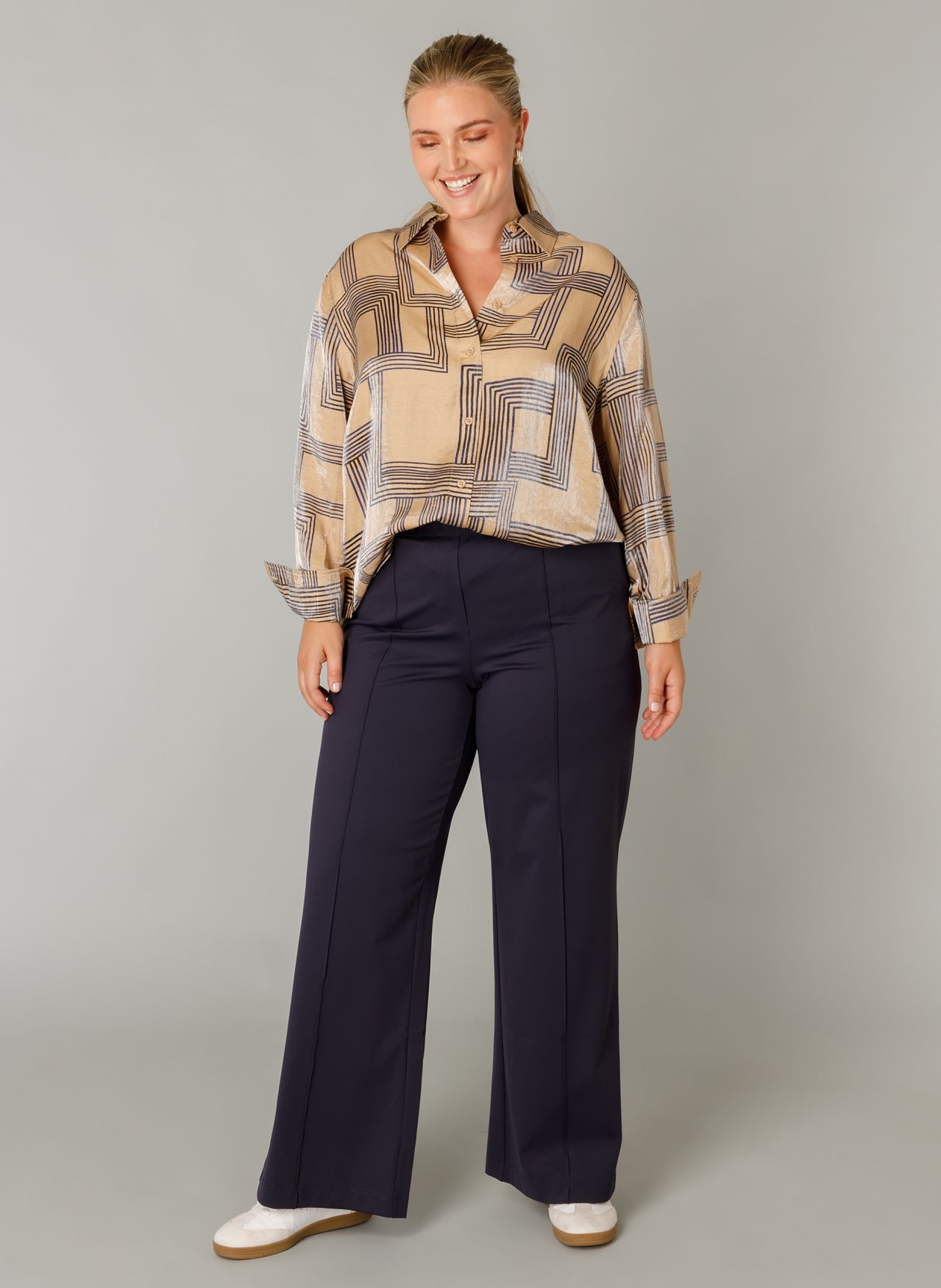 Fiora | Dark Sand/Dark Navy