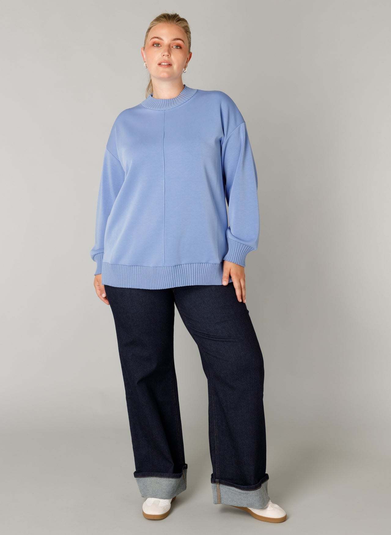 Romeysa Essential | French Blue