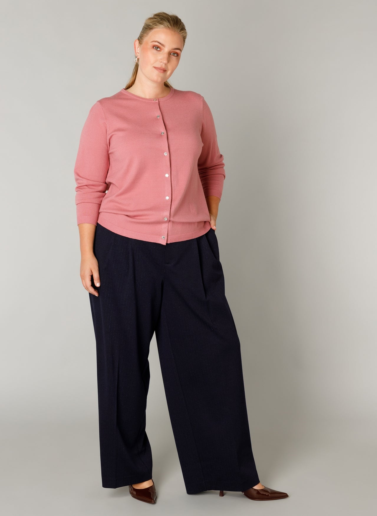 Francine | Dark Rose