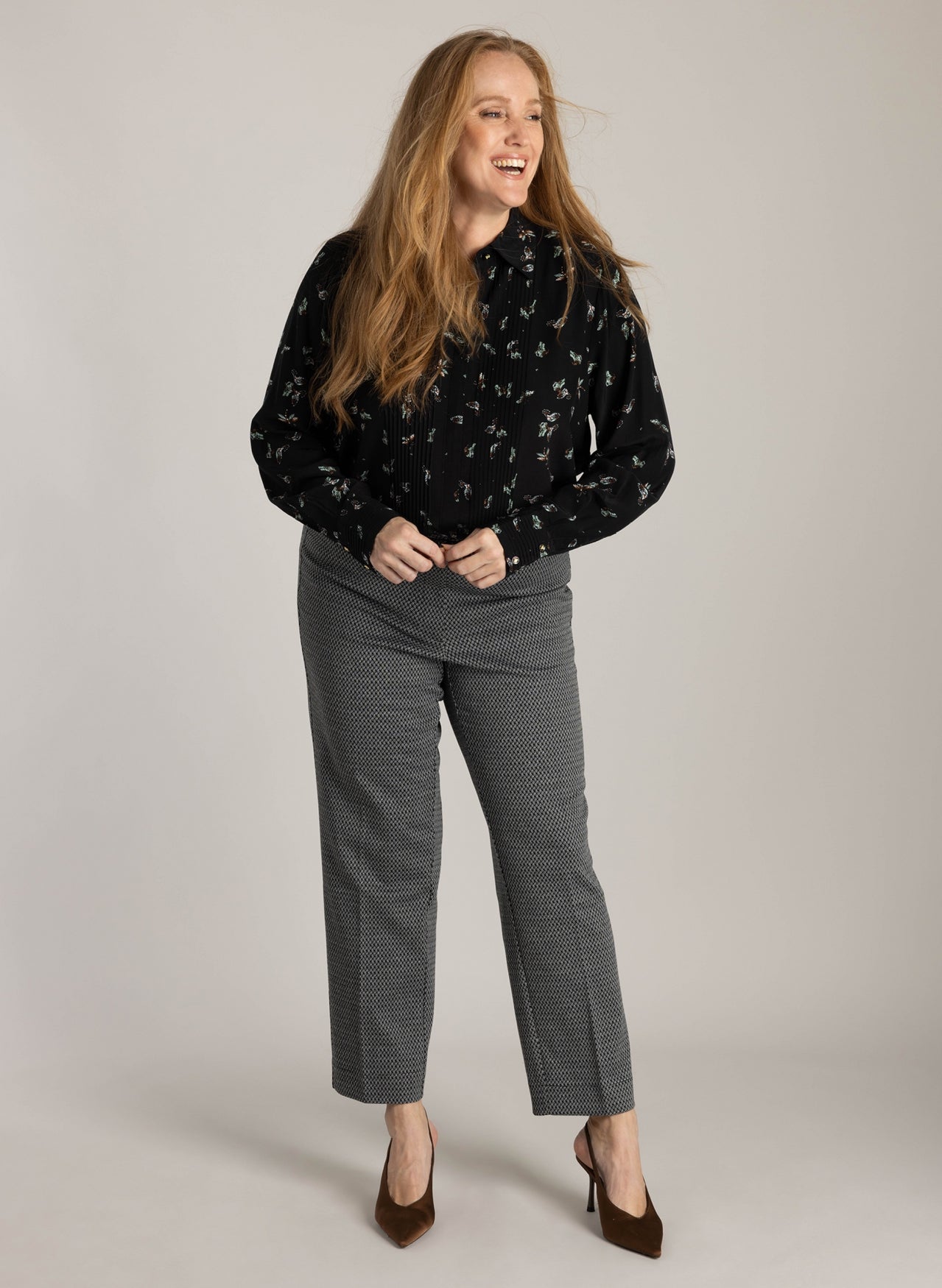 Helia | Black/Off White