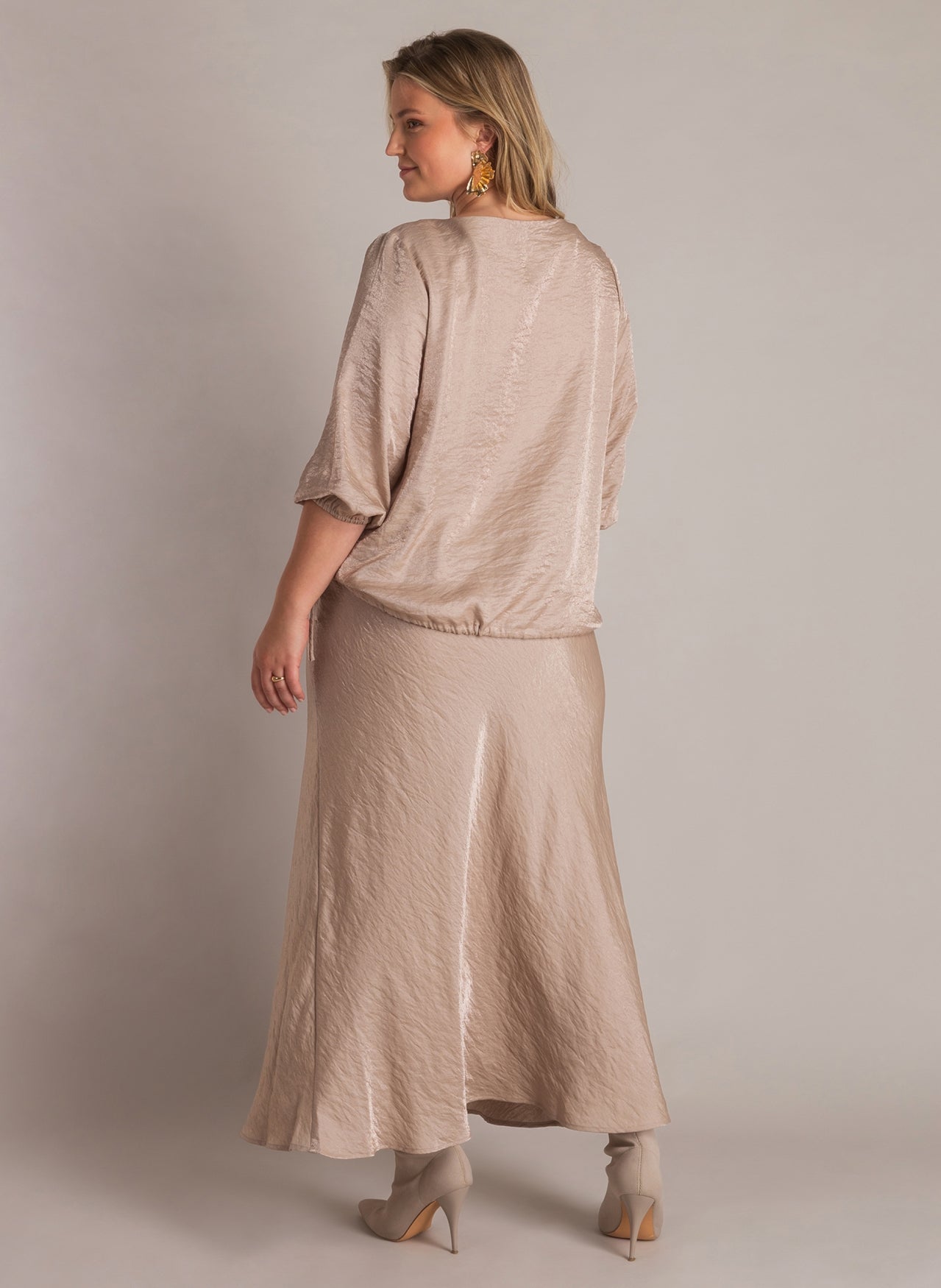 Jolanda | Light Taupe