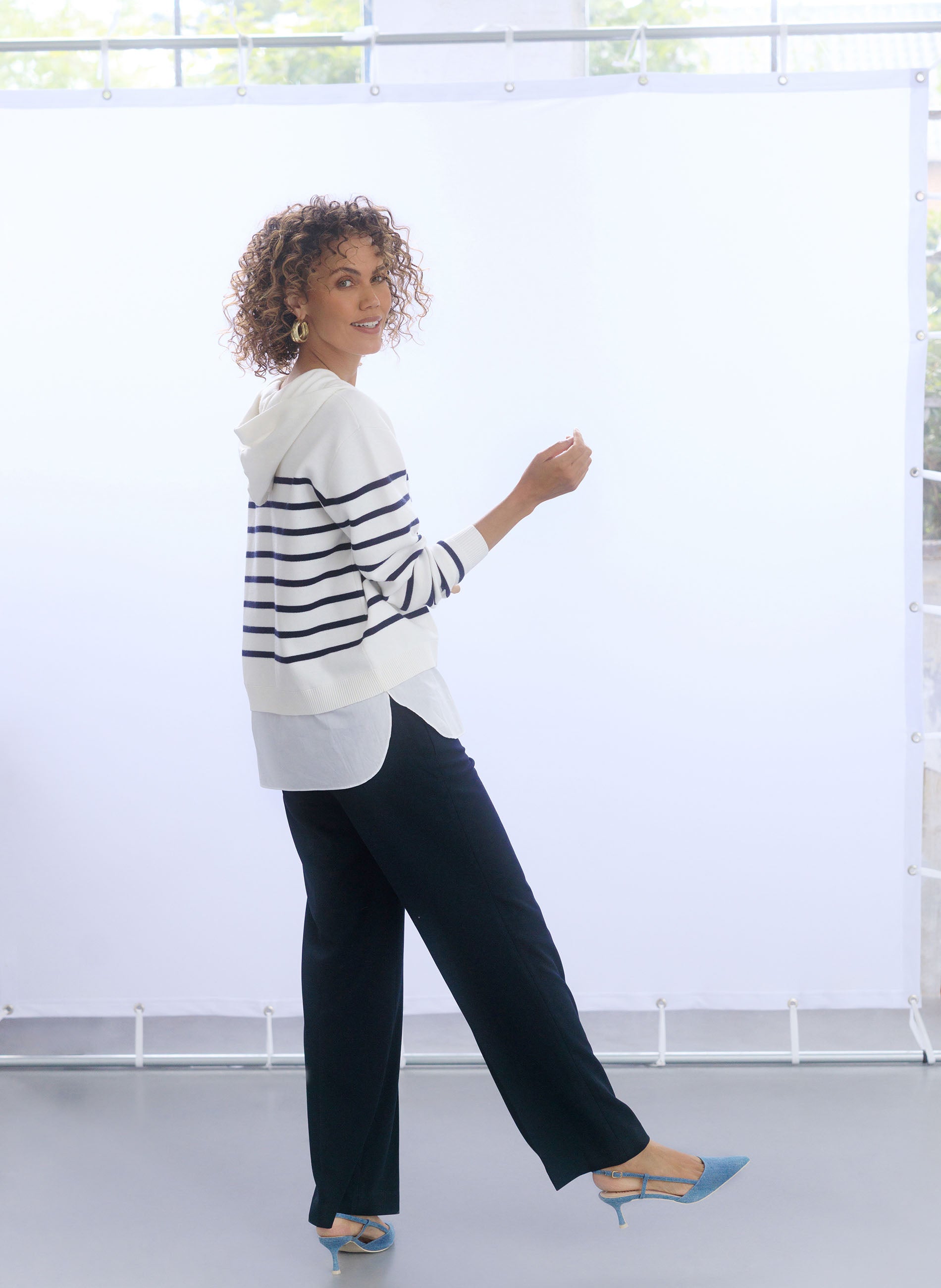 Isen | Antique White/Navy