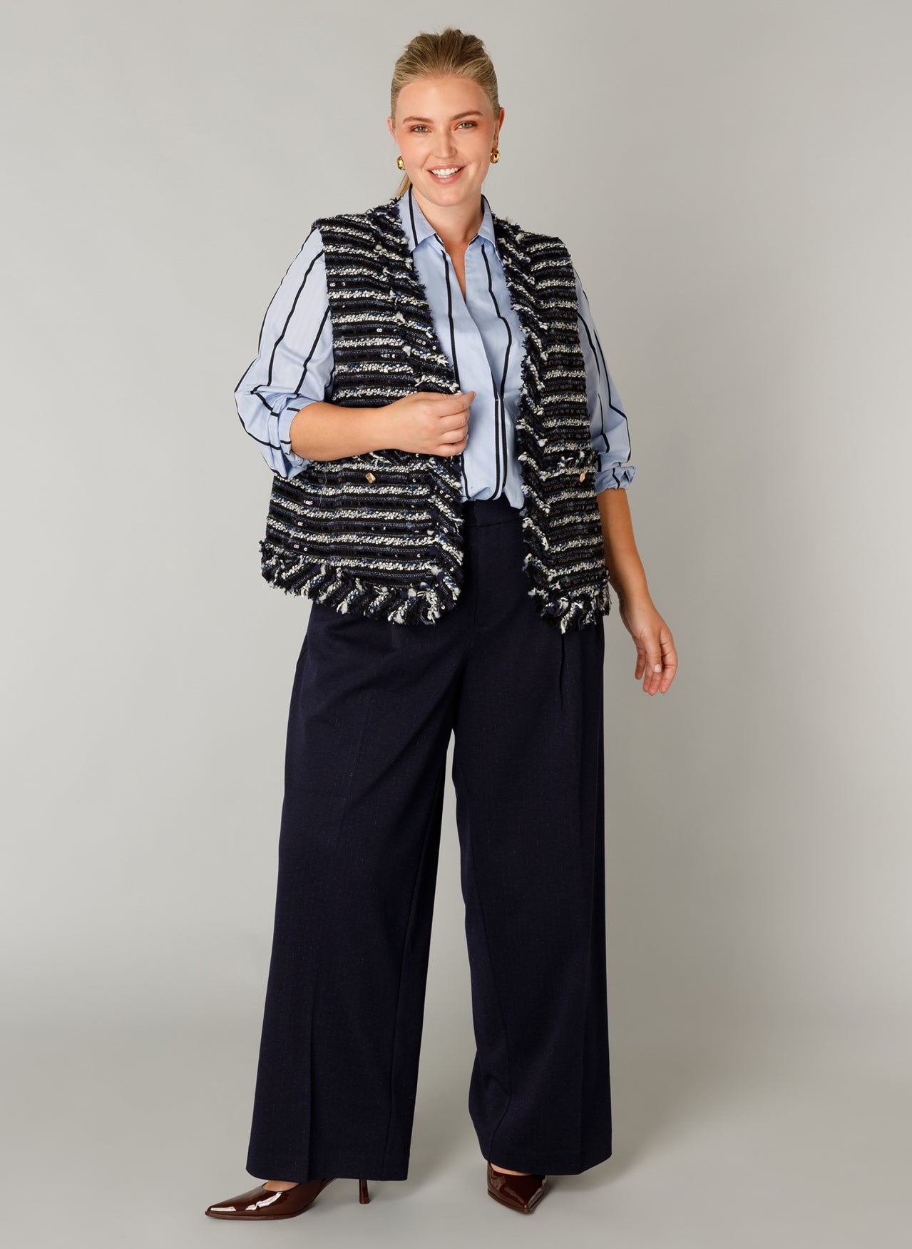 Freyja | Dark Navy/Multi Color