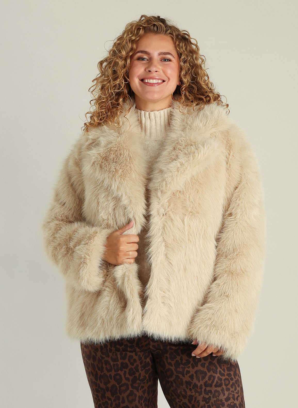 Antonia | Light Sand