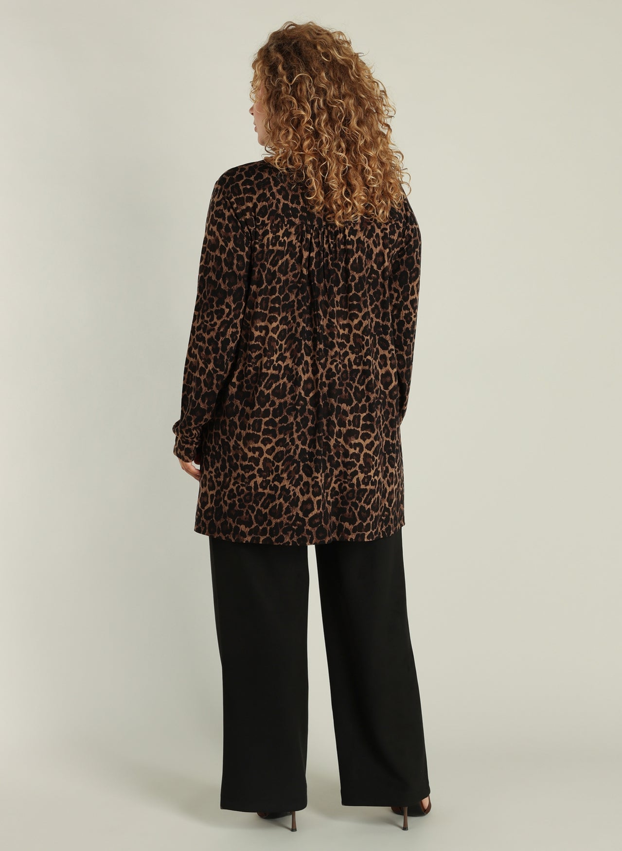 Violette Essential | Multi Leopard