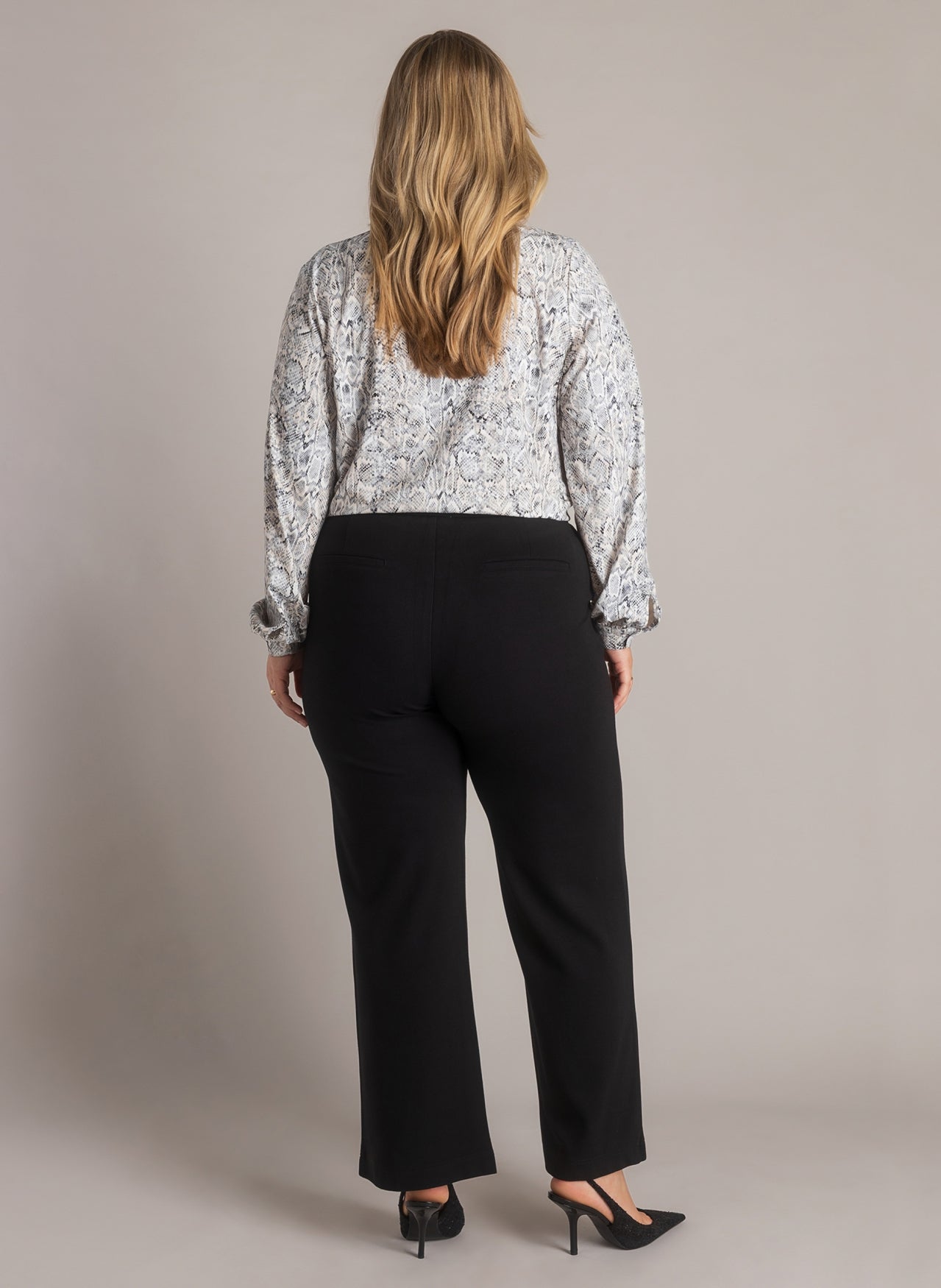 Nadeche Essential | Black